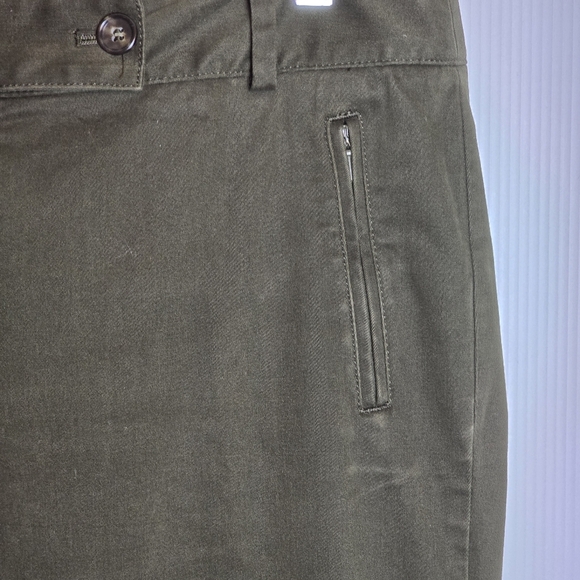 Talbots Women's Brown Signature Straight Leg Stretchy Size 8P Zippered Pockets - Picture 6 of 15